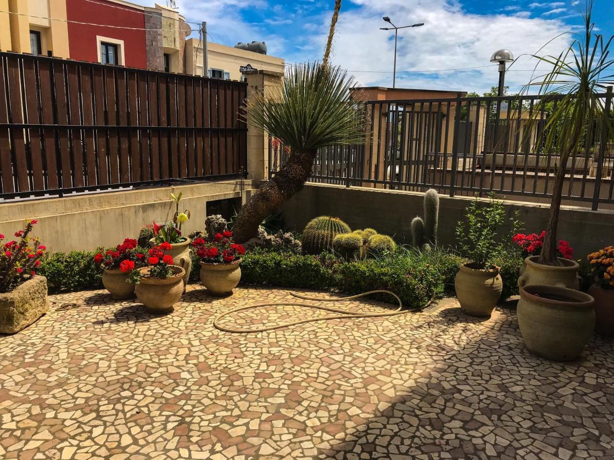 Casa vacanze Borgo marinaro Avola Exterior foto